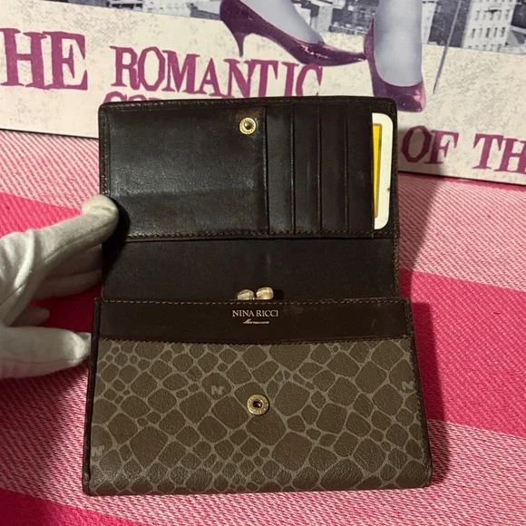 Nina Ricci Brown patterned and dark brown leather wallet - Picture 7 of 10